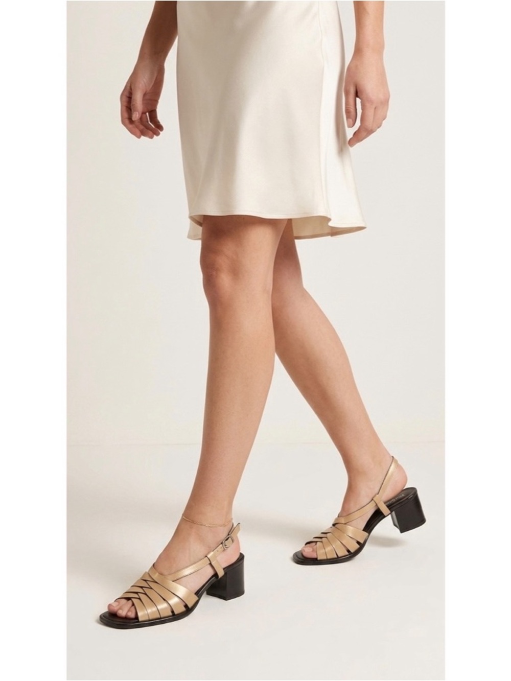New Made in Italy Elsa Marini Patent Leather Block Heel Sandals Nude Tan Size 38